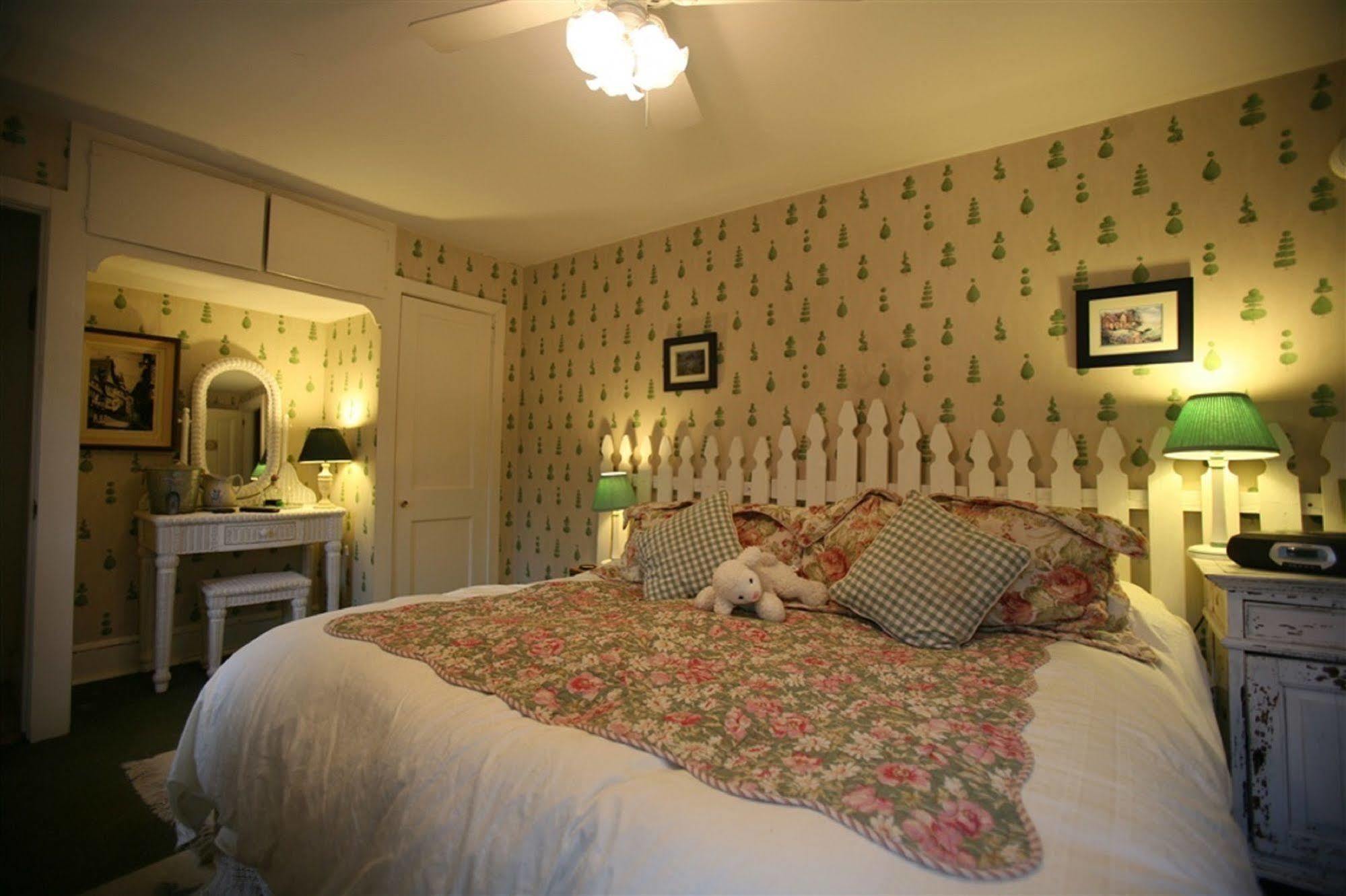 Chadds Ford Wild Wisteria Bed & Breakfast エクステリア 写真